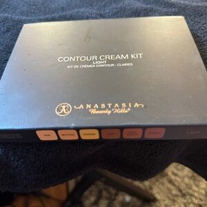 Anastasia cream contour kit Light